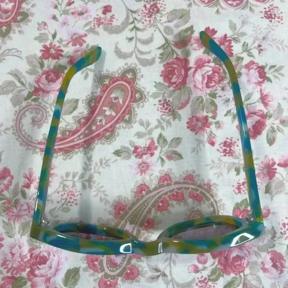Wildfox Classic Fox Green and Blue Tortoiseshell Cateye Sunglasses Summer - Picture 3 of 7